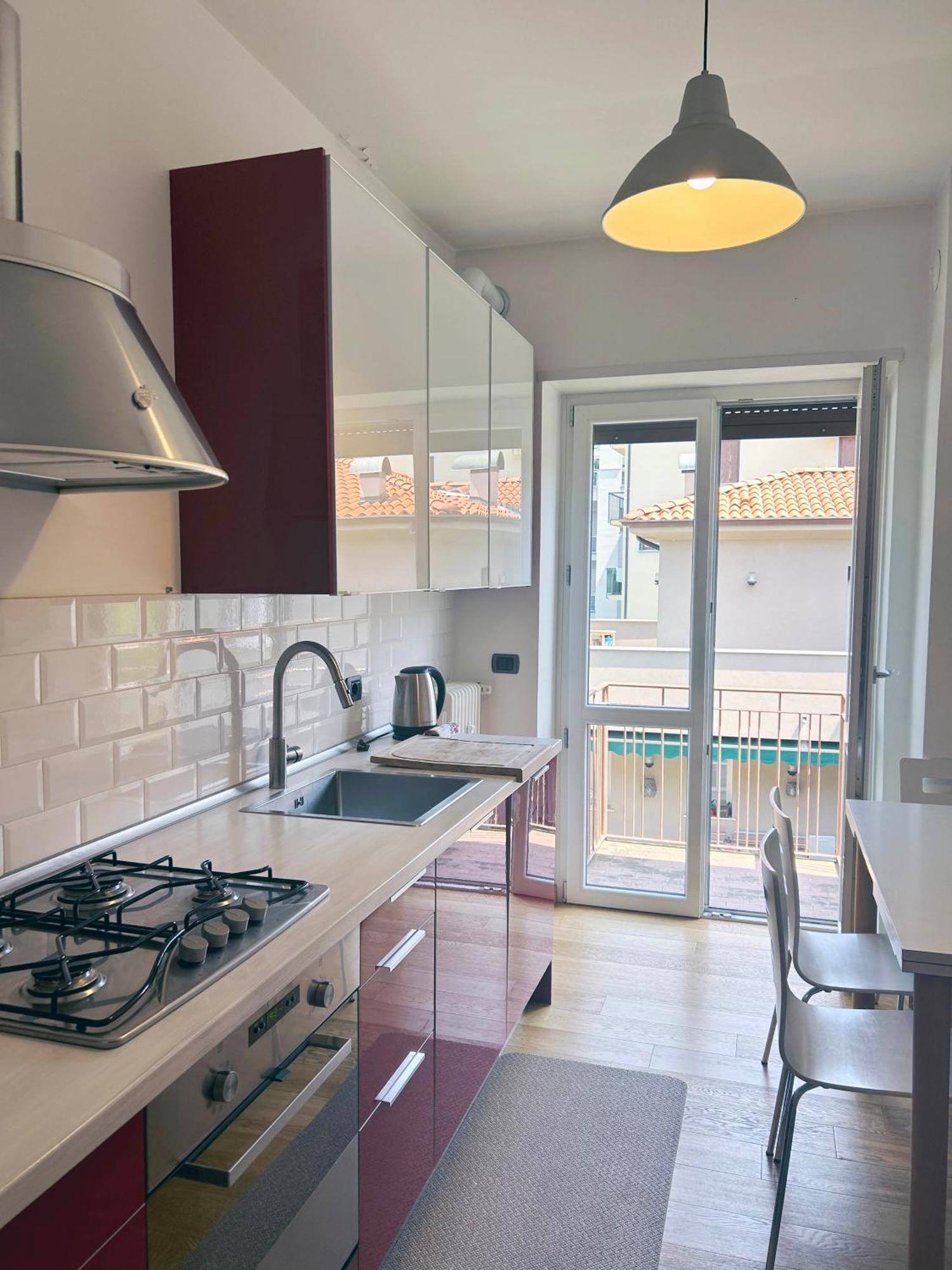 Comfortable Apartment In The Heart Of Lecco Zewnętrze zdjęcie
