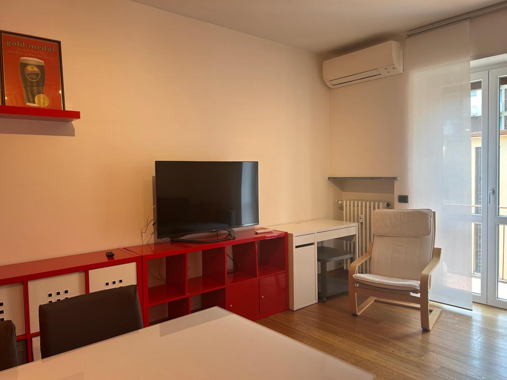 Comfortable Apartment In The Heart Of Lecco Zewnętrze zdjęcie