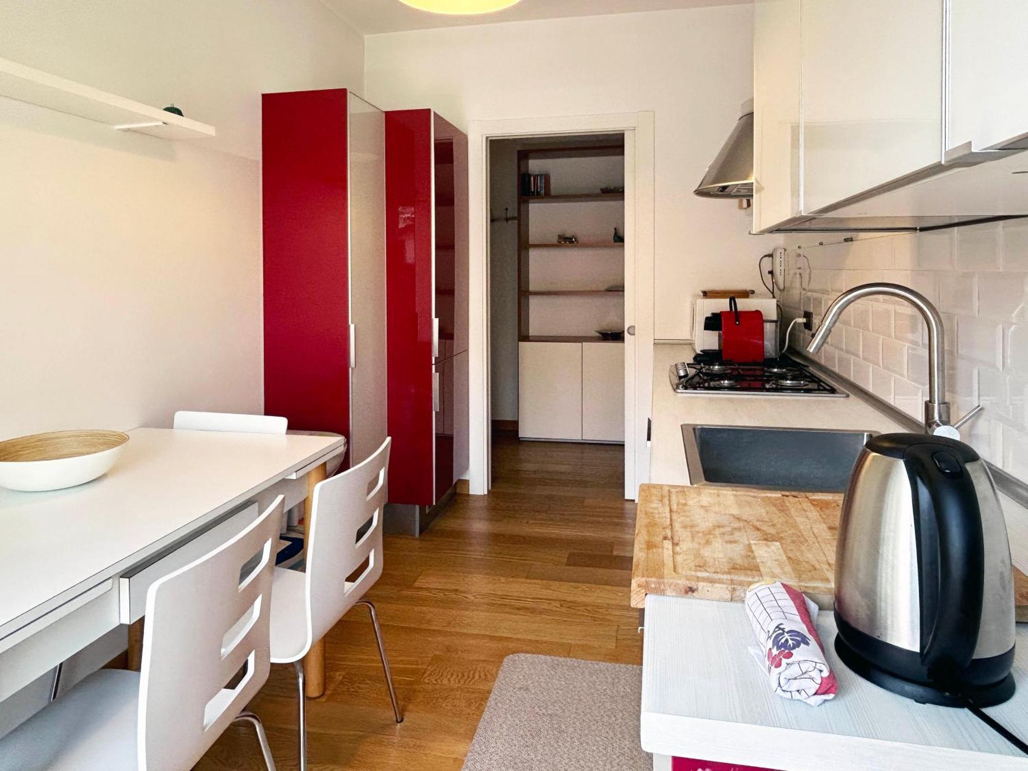 Comfortable Apartment In The Heart Of Lecco Zewnętrze zdjęcie
